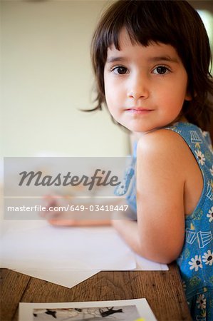 portrait of 4 year old girl