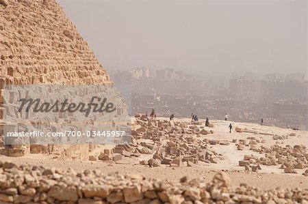 Vue du Caire de pyramide, Gizeh, Egypte