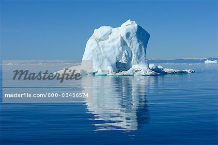 Iceberg in Disko Bay, Jakobshavn Glacier, Ilulissat, Greenland