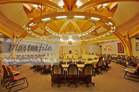 La salle de l'Assemblée législative du Nunavut, Iqaluit, Nunavut, Canada