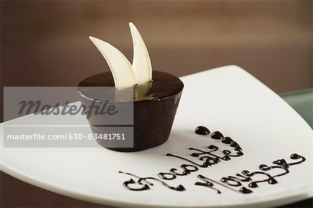 Chocolate tart served on a tray