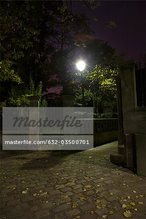 France, Paris, Montmartre at night