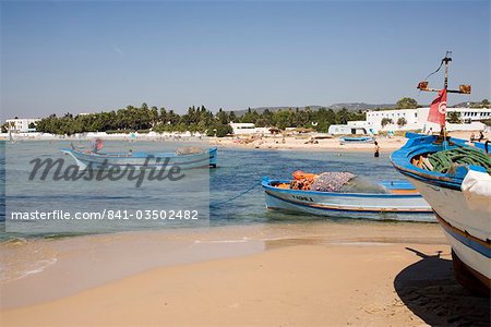 Bateaux de pêche et la plage, Hammamet, Tunisie, Afrique du Nord, Afrique Bateaux de pêche et la plage, Hammamet, Tunisie, Afrique du Nord, Afrique