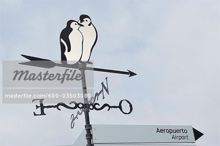 Signe pointant vers l'aéroport, Ushuaia, Tierra Del Fuego, Argentine