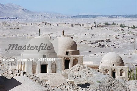 Ruined city of Jiaohe, Turpan on the Silk Route, UNESCO World Heritage Site, Xinjiang Province, China, Asia