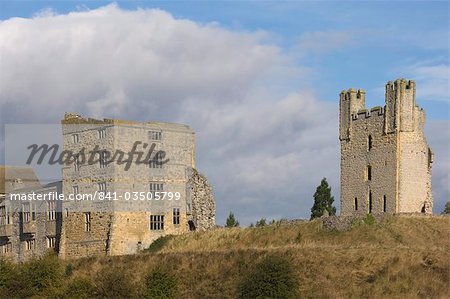 Helmsley Castle, datant du XIIe siècle, Helmsley, North Yorkshire, en Angleterre, France, Europe