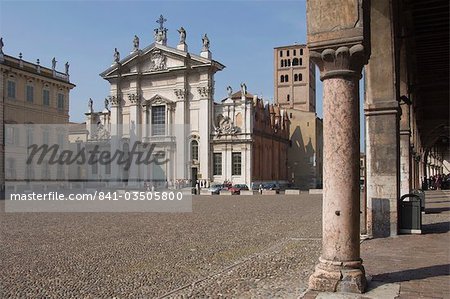 Piazza Sordello et le Duomo, Mantoue, Lombardie, Italie, Europe
