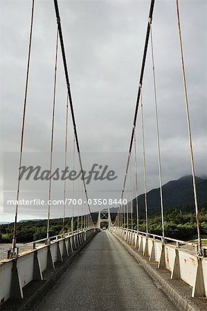 Brücke über Cook River, West Coast, Südinsel, Neuseeland