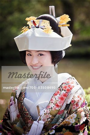 Bride, Kanazawa, Ishikawa prefecture, Chubu Region, Honshu, Japan