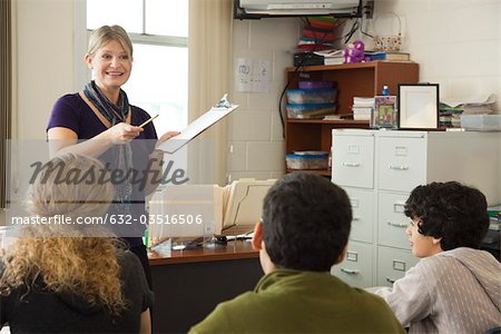 Adressierung High-School-Lehrer-Schüler in Klasse