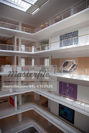 Museum für moderne Kunst (zur Veletrzni Palast) Interieur, Prag, Tschechische Republik, Europa