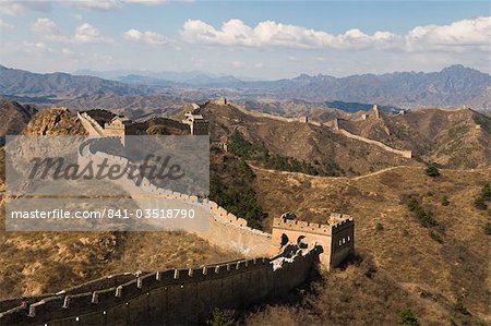 View of a section of the Great Wall, UNESCO World Heritage Site, between Jinshanling and Simatai near Beijing, China, Asia