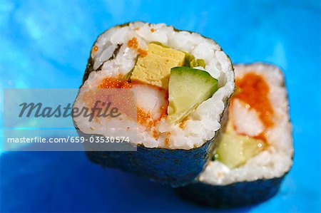 Sushi maki deux fait avec surimi