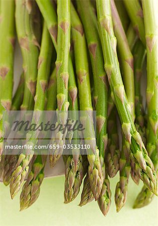 Green asparagus