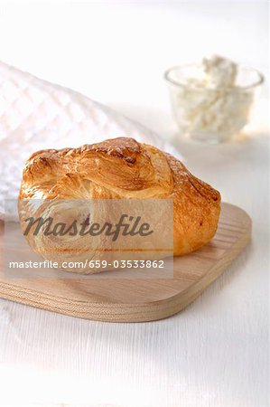 Quark pasty (kolache) with icing sugar