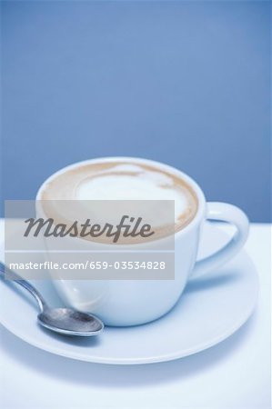Eine Tasse cappuccino Eine Tasse cappuccino