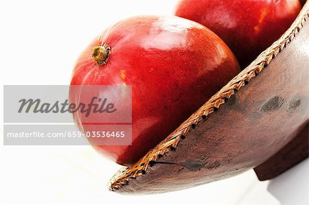 Brazilian mangos in a bowl