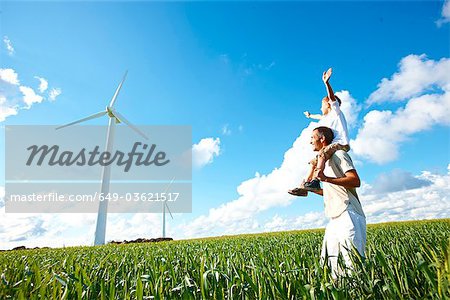 Plus loin et fils à turbine éolienne