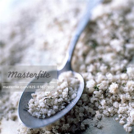 Coarse grey salt