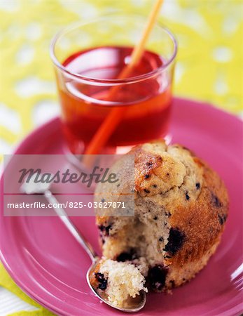 Bilberry muffin