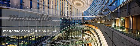 Tokyo International Forum, Marunouchi, Tokyo, région de Kanto, Honshu, Japon