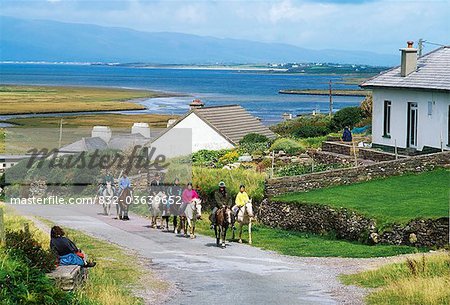 Glenbeigh, Co Kerry, Irlande ; Promenades à cheval