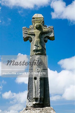 High de St. Tola Cross, monastère de Dysert o ' DEA, comté de Clare, Irlande