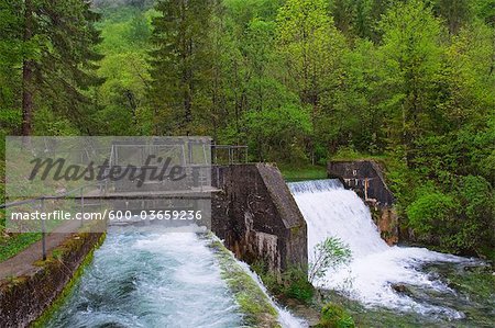Barrage de la rivière Soca, Slovénie