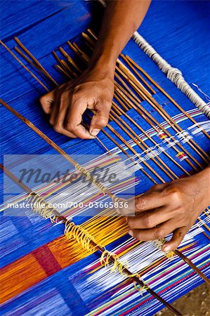 Ikat Weben Laufstreifen, Sumba, Indonesien Ikat Weben Laufstreifen, Sumba, Indonesien