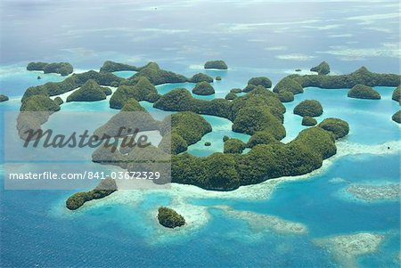 Soixante-dix îles (Ngerukewid îles réserve faunique), roche calcaire boisé, protégés dans une réserve naturelle, donc ne peuvent être vu du haut des airs, Palau, Micronésie, ouest de l'océan Pacifique, Pacifique