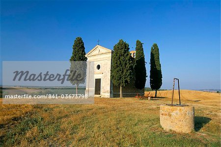 Vitaleta chapel near Pienza, Val d'Orcia, Siena province, Tuscany, Italy, Europe