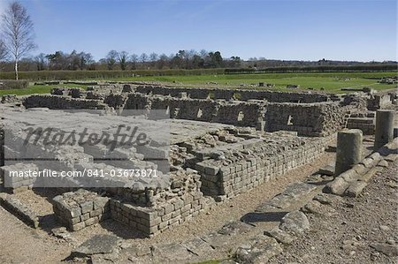 L'étage du hangar à grains montrant l'hypocauste sous le plancher chauffant, en le Roman Town à Corbridge, zone du mur d'Hadrien, UNESCO World Heritage Site, Northumbria, Angleterre, Royaume-Uni, Europe L'étage du hangar à grains montrant l'hypocauste sous le plancher chauffant, en le Roman Town à Corbridge, zone du mur d'Hadrien, UNESCO World Heritage Site, Northumbria, Angleterre, Royaume-Uni, Europe