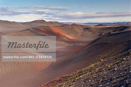 Valagja Gorge, un fissure volcanique de couleur vive au nord-est du volcan Hekla, sud de l'Islande (Sudurland), l'Islande, les régions polaires