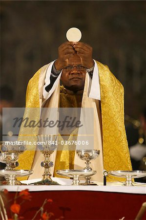 Eucharist celebration in Amiens Cathedral, Somme, France, Europe