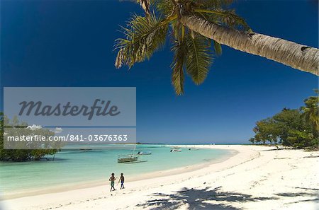 Belle plage de Nosy Iranja, une petite île près de Nosy Be, Madagascar, océan Indien, Afrique