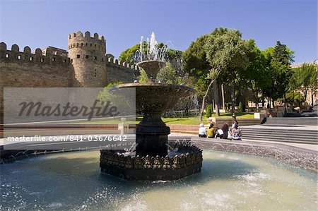 Fontaine de la ville fermée de mur, UNESCO World Heritage site, Bakou, en Azerbaïdjan, l'Asie centrale, Asie