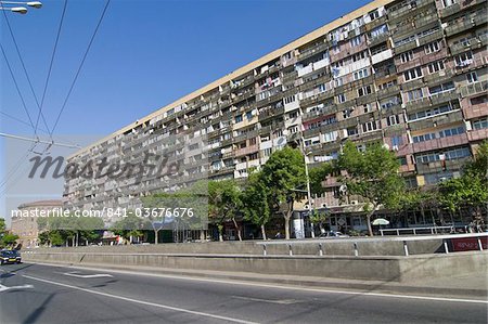Grand immeuble dans le vieux style soviétique, Erevan, Arménie, Caucase, Asie centrale, Asie