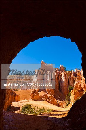 View from Arch in Bryce Canyon National Park, Utah, USA