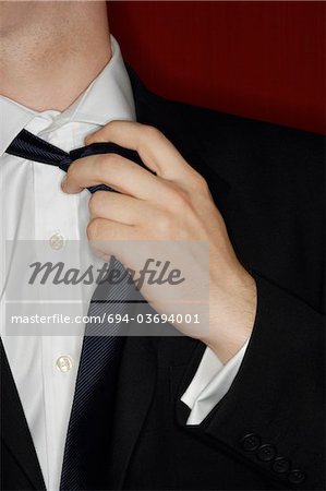 Mann Krawatte, Mitte Abschnitt anpassen