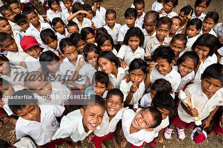 Enfants à l'école Larawatu, Sumba (Indonésie)