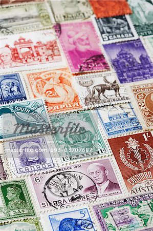 Variété de timbres postaux, plein cadre