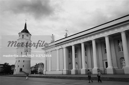 Litauen, Vilnius, Vilnius Kathedrale und der Glockenturm