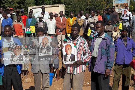 Malawi, Liliongwe. Supporters of Presidental hopeful Tembo show the support for his campaign.