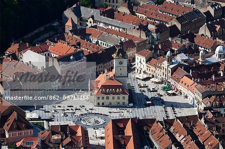 Roumanie, Transylvanie. La capitale de la région ; Brasov vu du Mont Tâmpa.