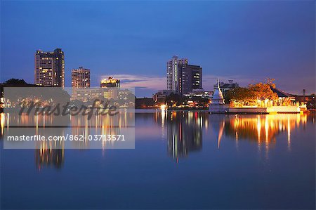 Asia, South Asia, Sri Lanka, Colombo, Cinnamon Gardens, Seema Malakaya Temple On Beira Lake At Dusk