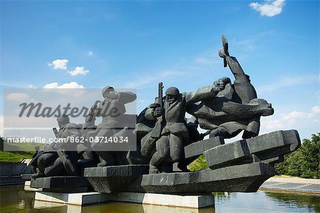 Skulptur von russischen Soldaten im Museum des großen Vaterländischen Krieges, Kiew, Ukraine
