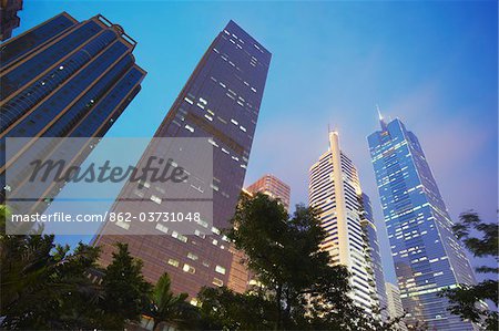 Gratte-ciels autour de CITIC Plaza, Tianhe, Guangzhou, Guangdong Province, Chine