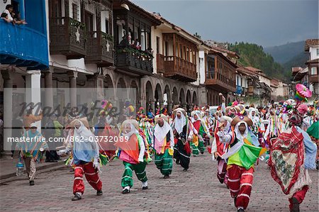 Peru, Masked dancers for parade on Christmas Day in Cusco s square, Plaza de Armas, celebrating the Andean Baby Jesus, Nino Manuelito.