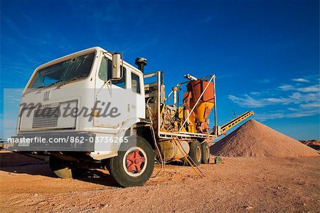 Australia, South Australia, Coober Pedy.  Mining machinery in the Coober Pedy opal fields.