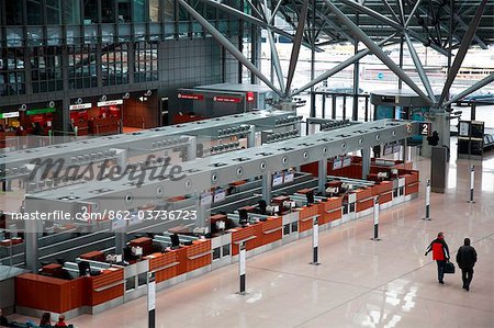 Germany Hamburg, check in area number 2 in Hamburg International Airport, designed by the architects Gerkan, Marg & Partners.